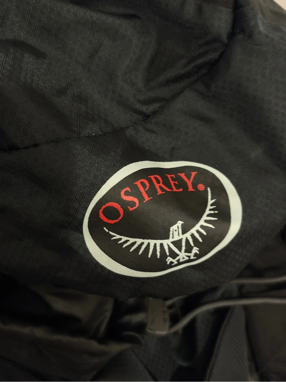 Osprey Kestrel 48 Black Men's Hiking Backpack M/L like new